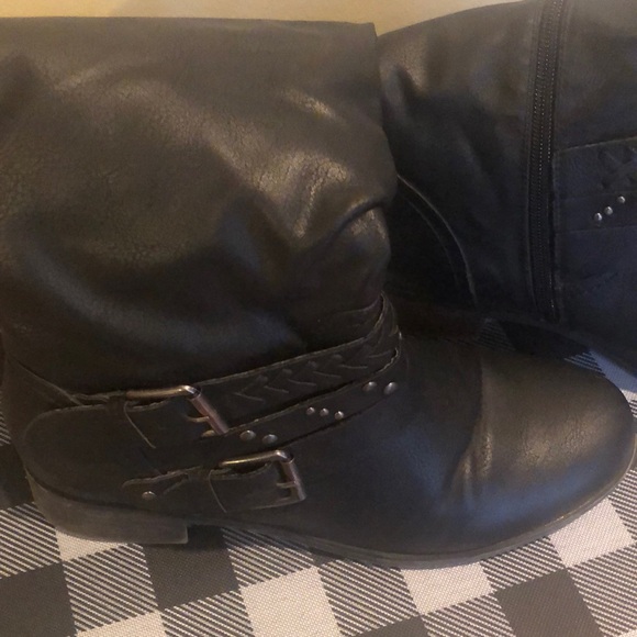 XOXO Wide Calf Boots Black 7.5M - Picture 2 of 9